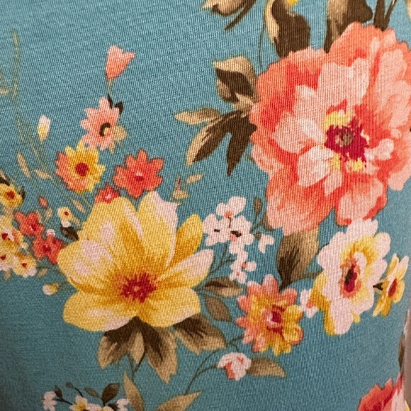 Floral blouse - Picture 5 of 5